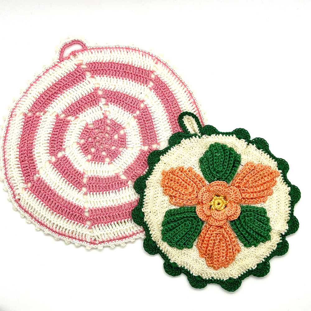 Vintage Handmade‎ Crochet Potholders Lot of 2